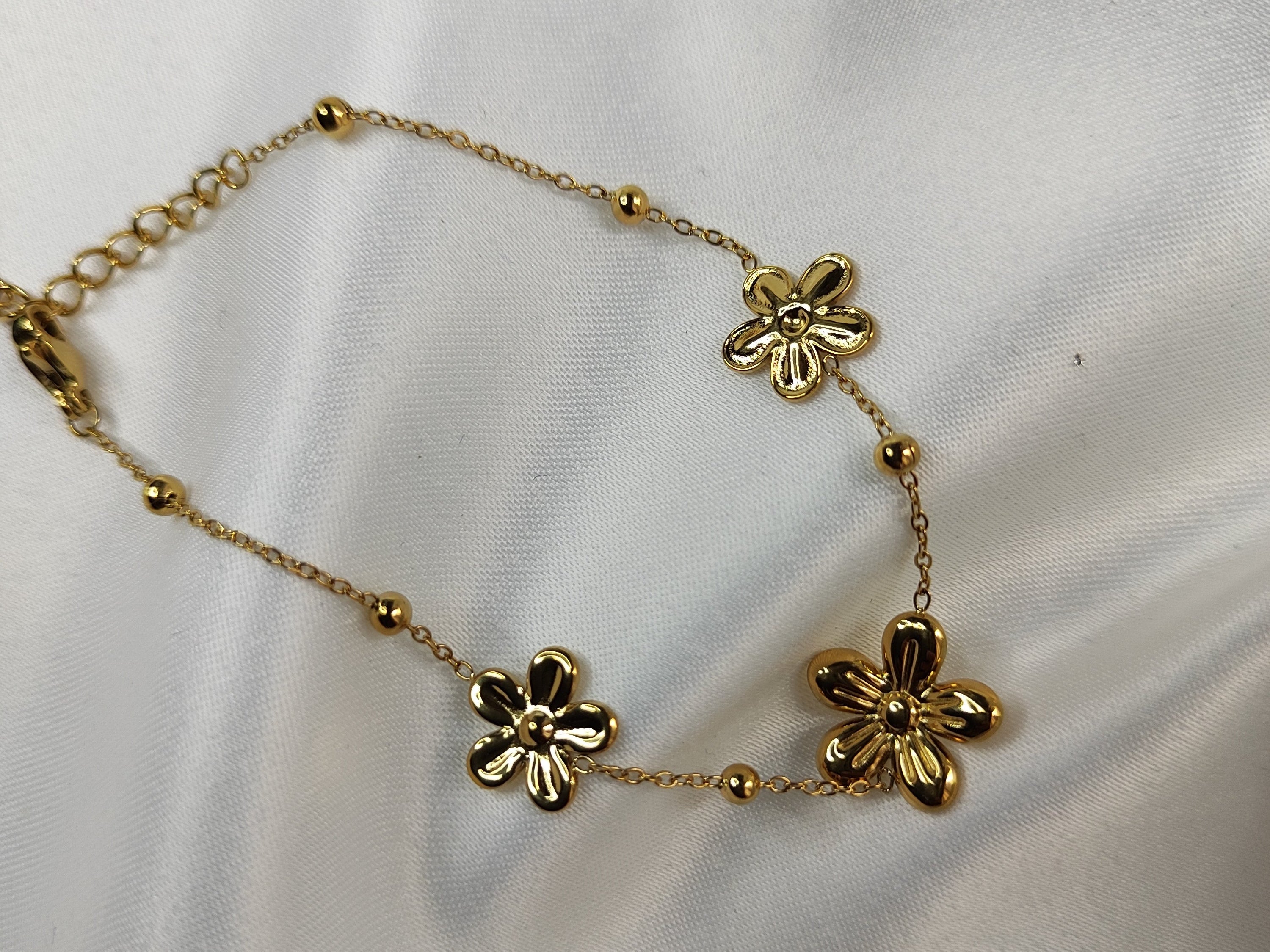 Bracelet fleur "Amandine"